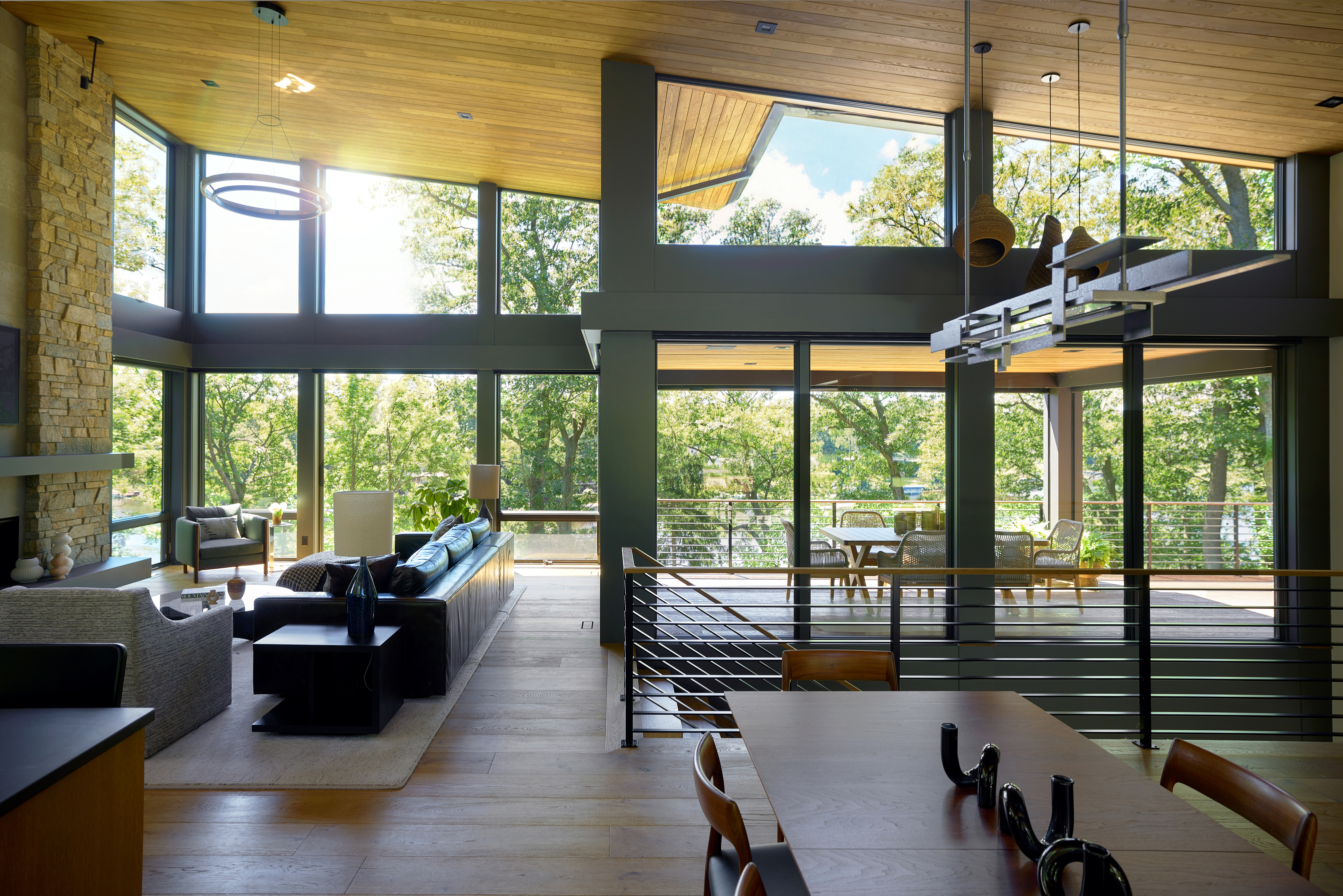Tree House — photograph 4