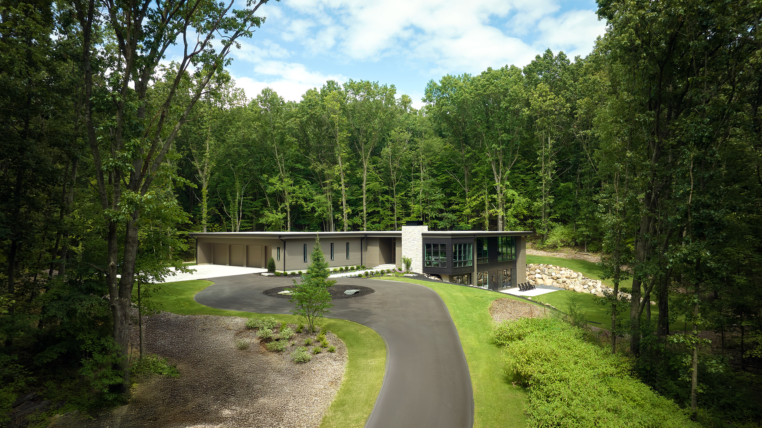 Modern Hideaway — photograph 3