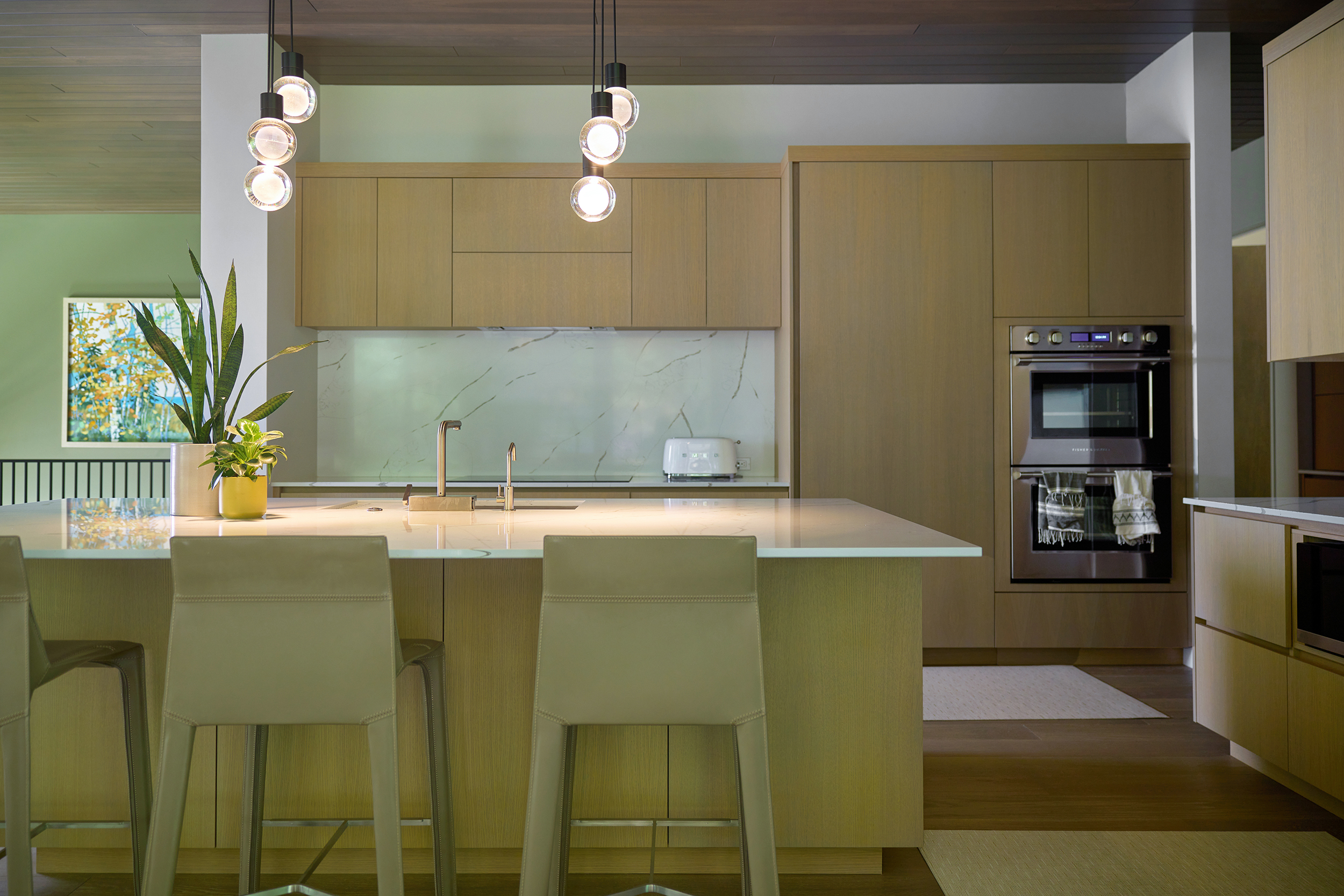 Modern Hideaway — photograph 7