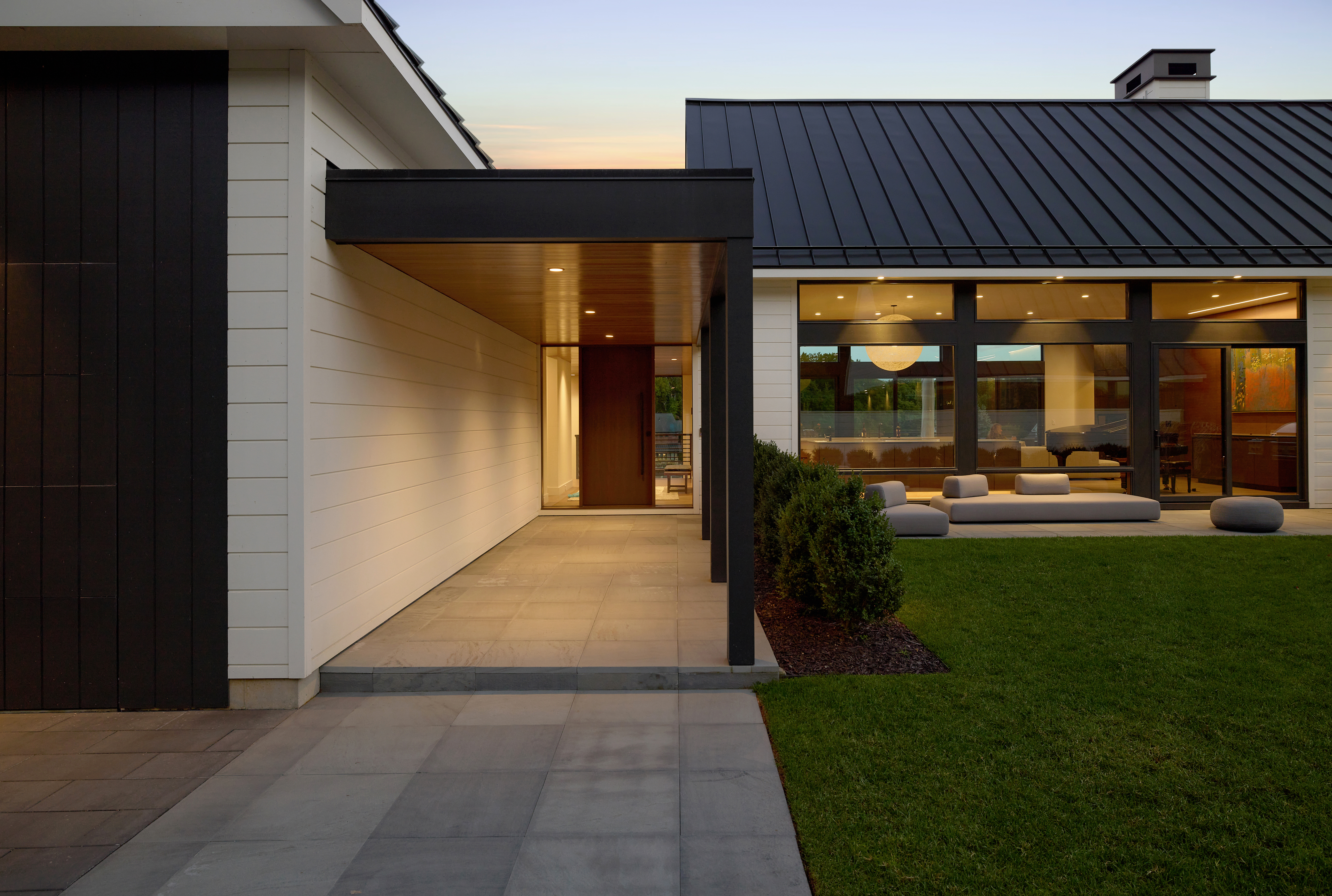 Oxbow House — photograph 12