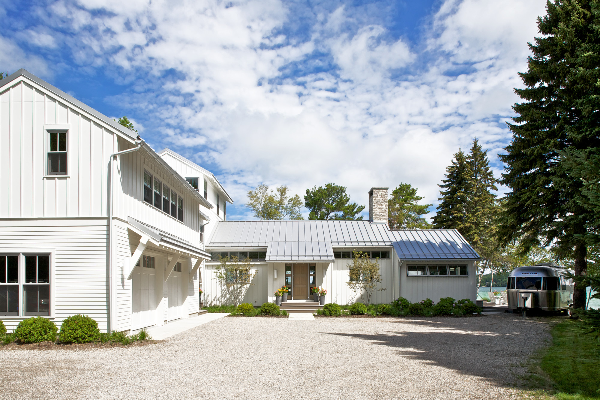 Heirloom Cottage — photograph 2